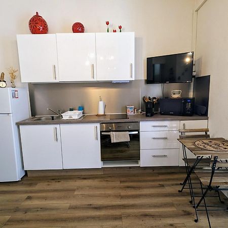 Appartement Cosy Proche Du Port Nice Bagian luar foto