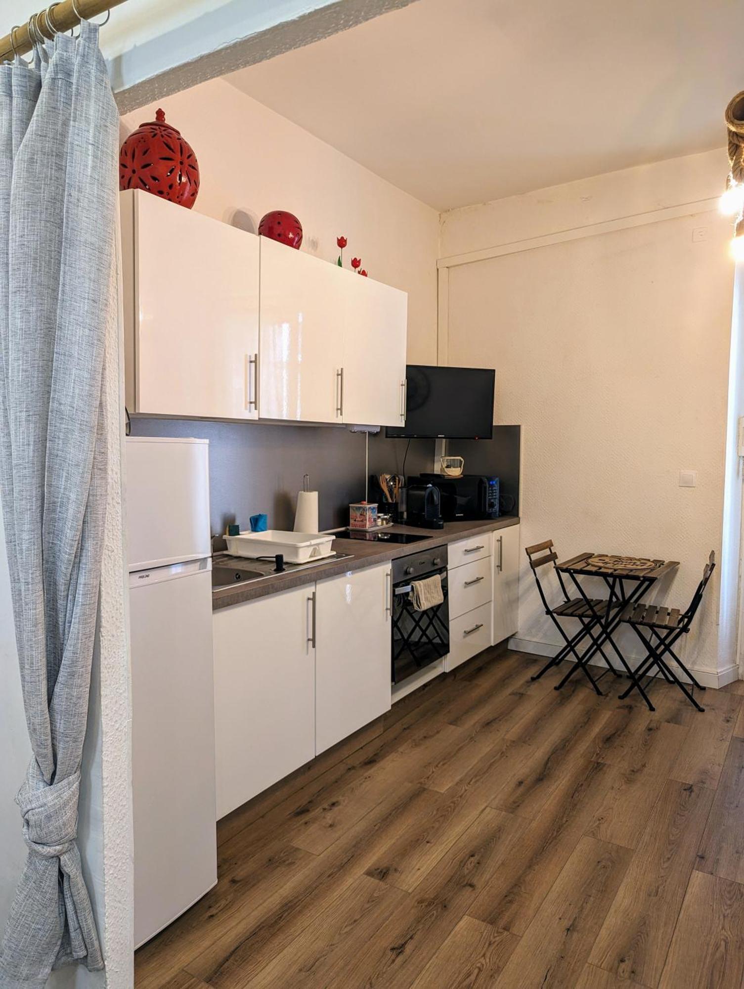 Appartement Cosy Proche Du Port Nice Bagian luar foto