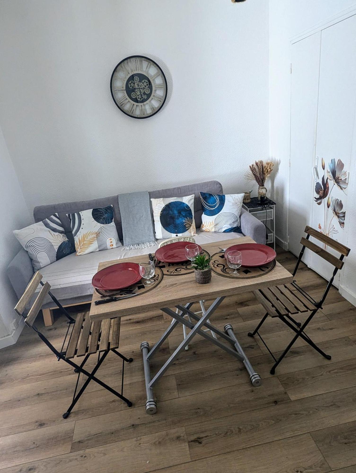 Appartement Cosy Proche Du Port Nice Bagian luar foto